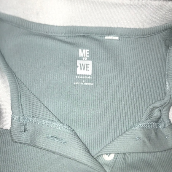 Collared Crop Top - Picture 2 of 4